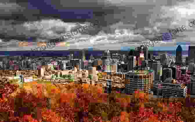 Panoramic View Of Montreal Skyline With Mount Royal In The Distance Toronto Interactive City Guide: Multi Language French English And Chinese (Canada City Guide)